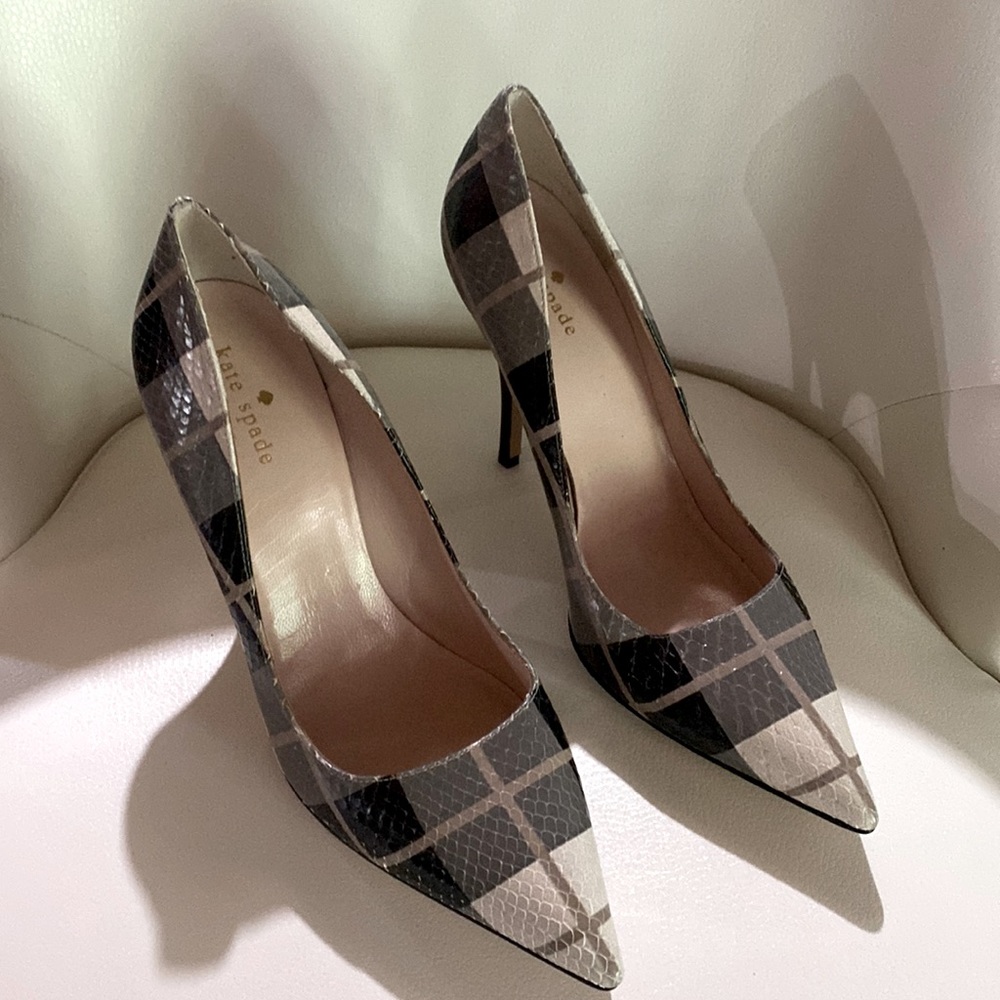 Gorgeous Kate Spade plaid pumps!!!